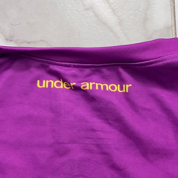 Under Armor DC Comics Wonder Woman compression running shirt athletic large - Picture 5 of 5